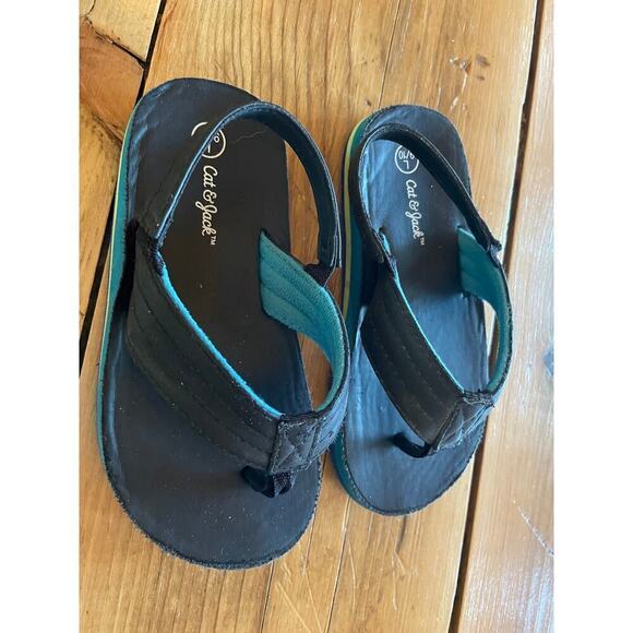 Cat & Jack Toddler Boys Flip Flops. Black w/ teal & Yellow. Size Large 9/10 - Picture 2 of 4